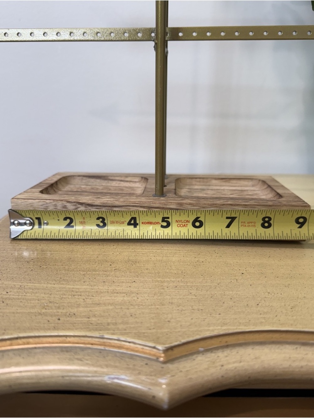Gold Arrow Jewelry Stand Holder Wooden Base Organizer - Picture 5 of 7